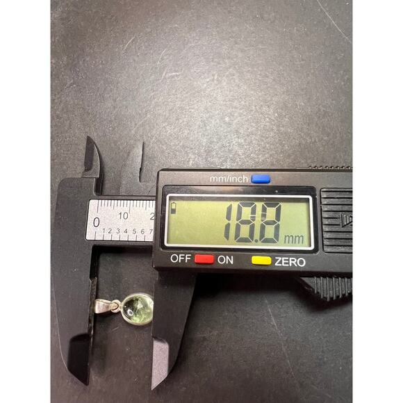 NEW Seafoam green gem tourmaline sterling silver pendant 1.72 grams - Picture 6 of 9